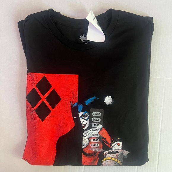 Harley queen batman t shirt - Picture 3 of 3